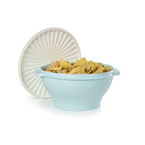 Tupperware Heritage Collection 17.25 Cup Bowl with Starburst Lid - Light Blue Vintage Color